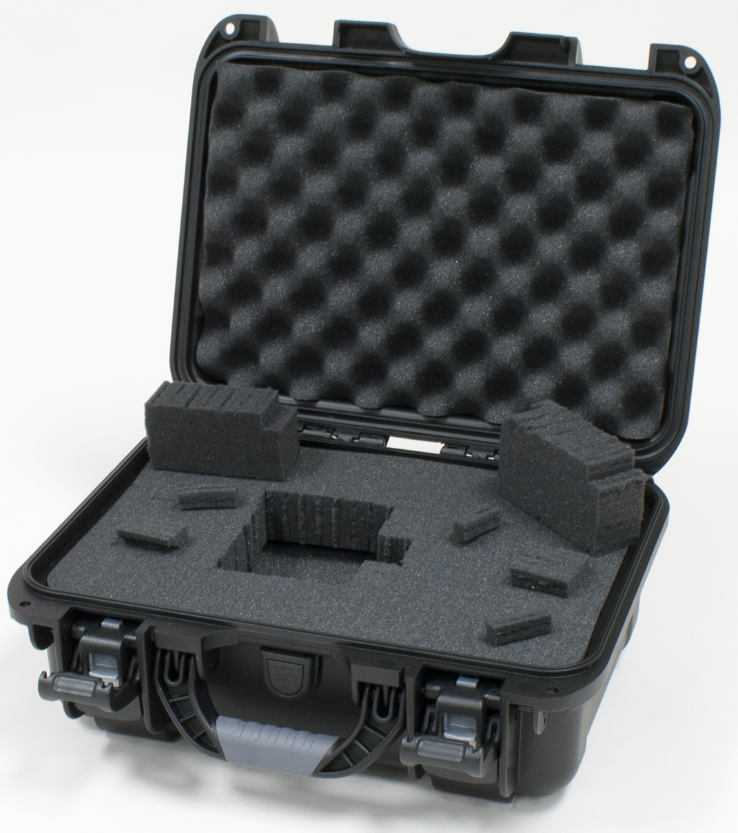 Waterproof case w/diced foam; 13.8″x9.3″x6.2″-GU-1309-06-WPDF
