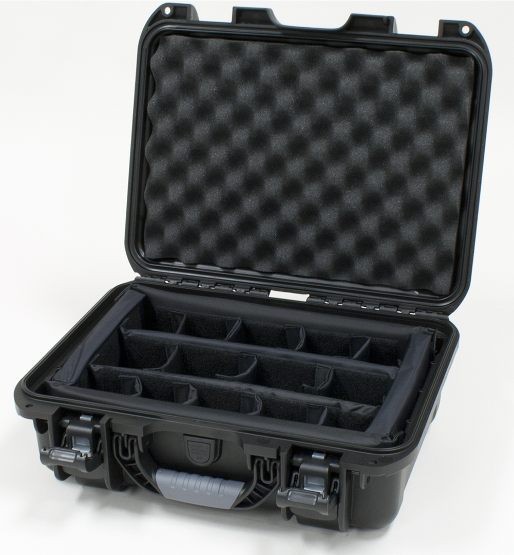 Waterproof case w/ divider system; 15″x10.5″x6.2″-GU-1510-06-WPDV